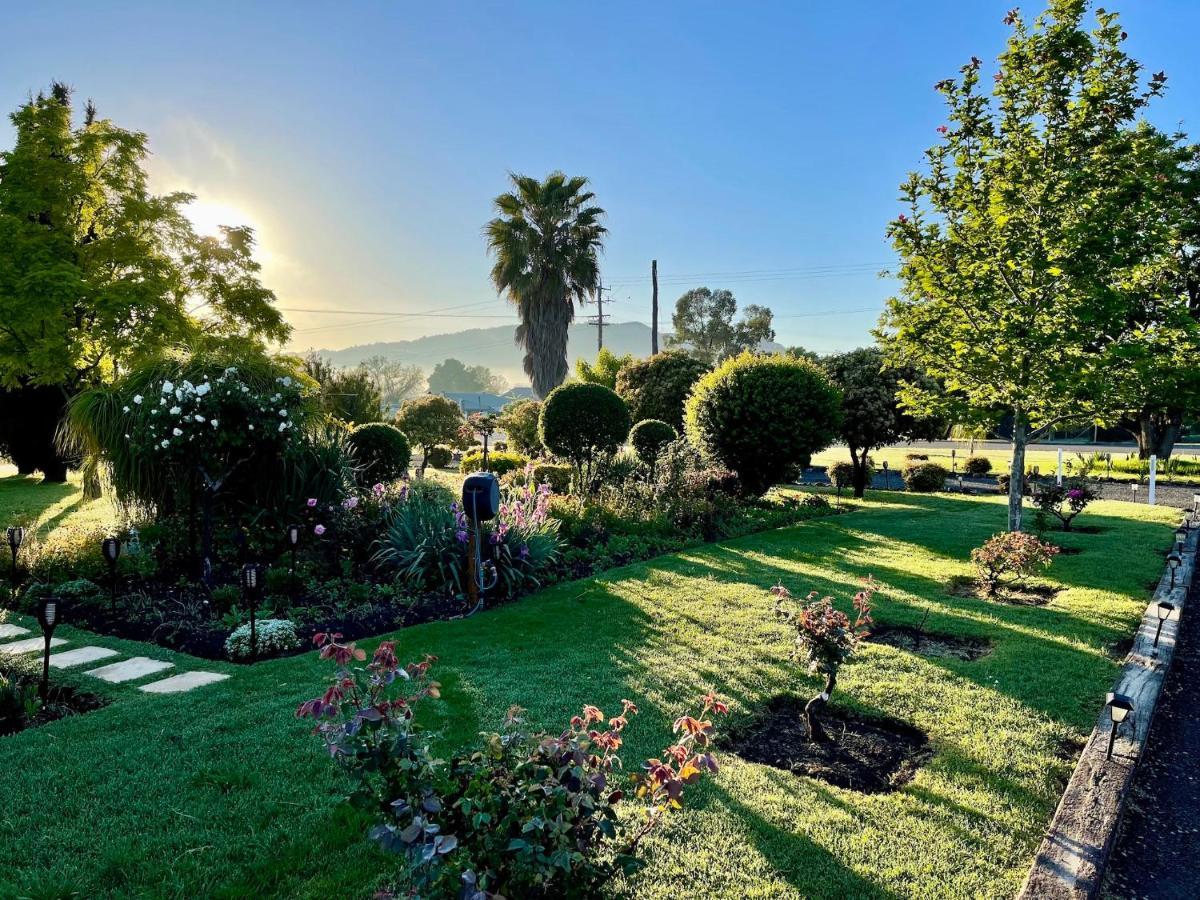 Quirindi Sunflower Motor Inn ภายนอก รูปภาพ