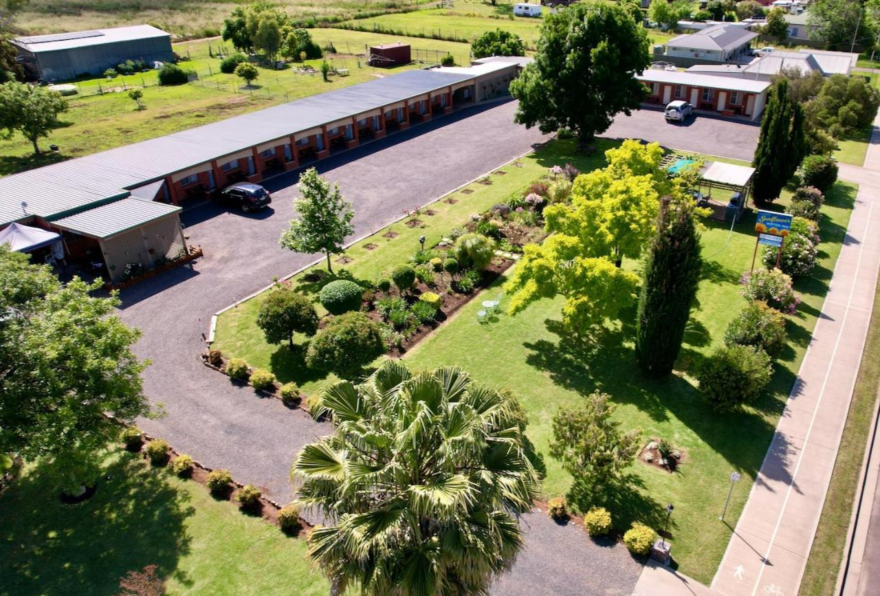 Quirindi Sunflower Motor Inn ภายนอก รูปภาพ