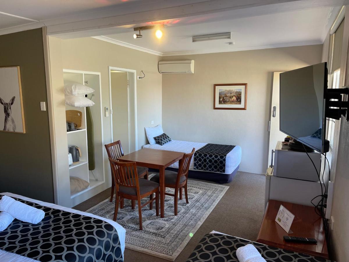 Quirindi Sunflower Motor Inn ภายนอก รูปภาพ